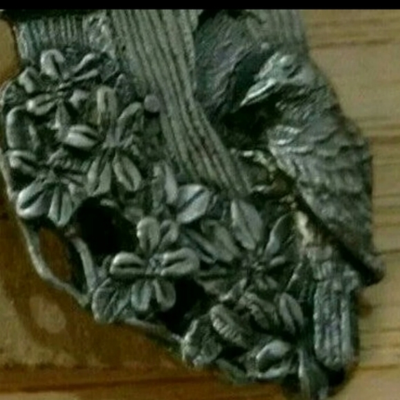 Vintage Birds &Bloom Birdhouse Pewter Pin Holiday Gift Collectible Easter Spring - Picture 3 of 4
